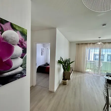 Lido Branca By Ola Madeira Funchal (Madeira)