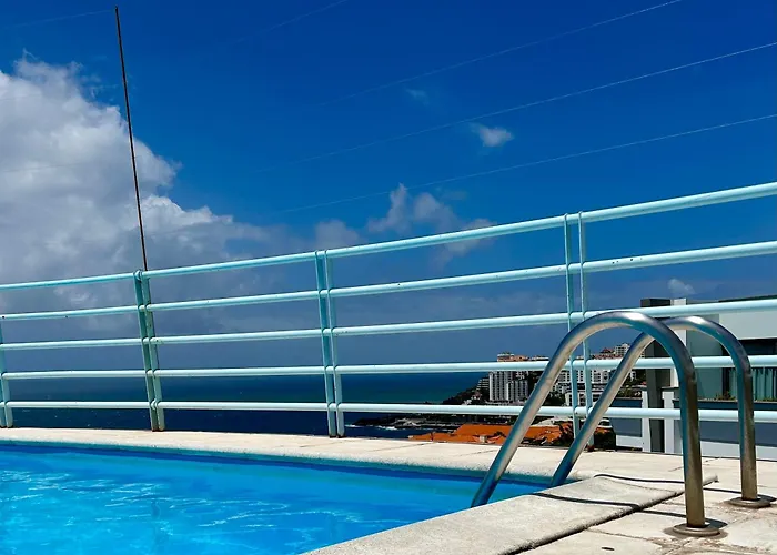 Lido Branca By Ola Madeira פונשל